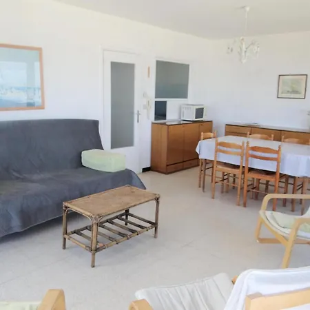 In With Sea Views, Cleaning Included * Nieuwpoort